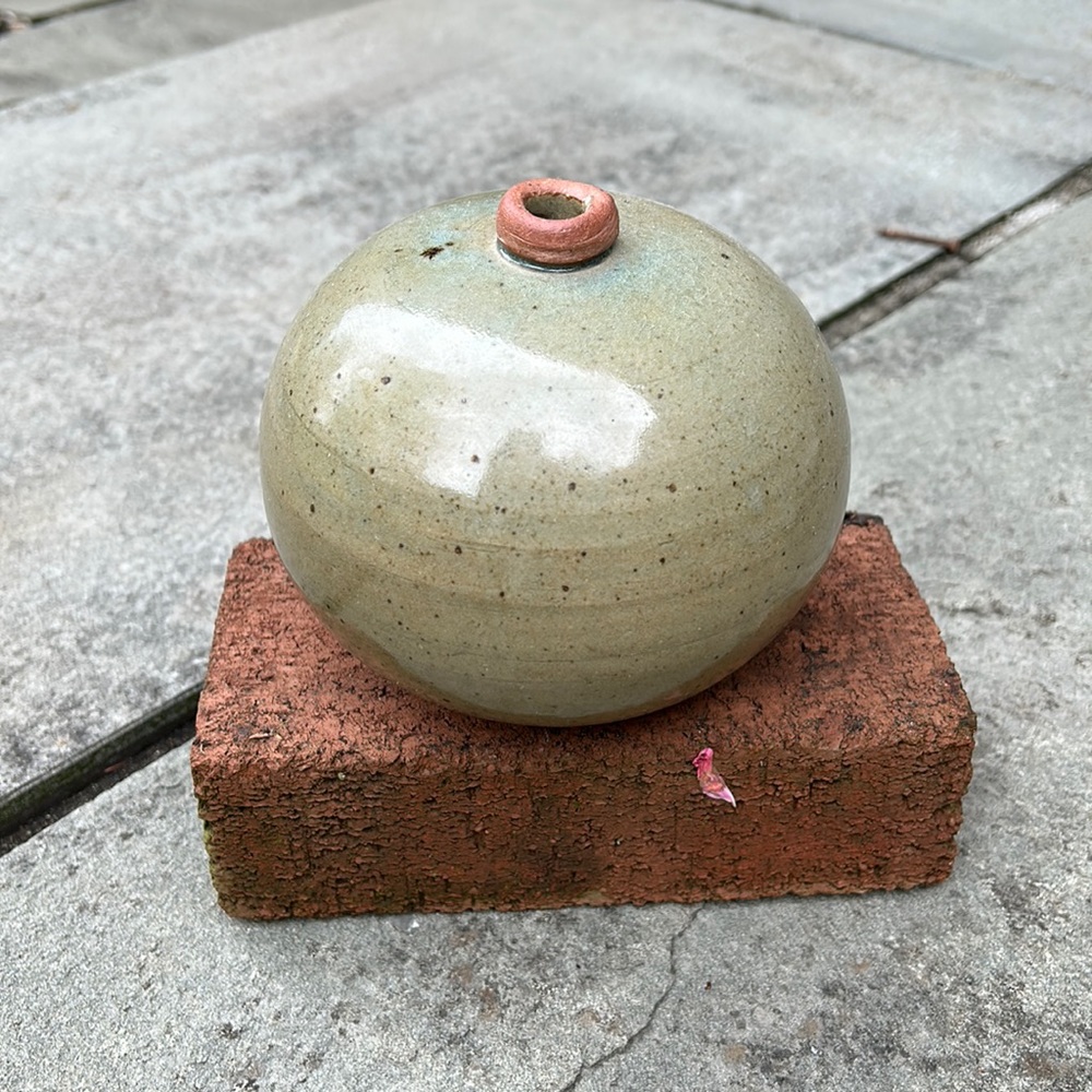 Pottery vase, handcrafted, waterproof